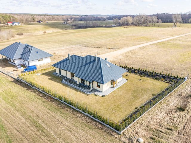 dom wolnostojący, 4 pokoje Strzepcz. Zdjęcie 20