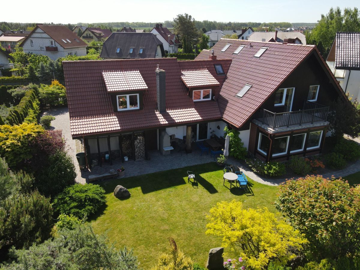 dom wolnostojący, 8 pokoi Pierwoszyno, ul. Wiśniowa. Zdjęcie 3