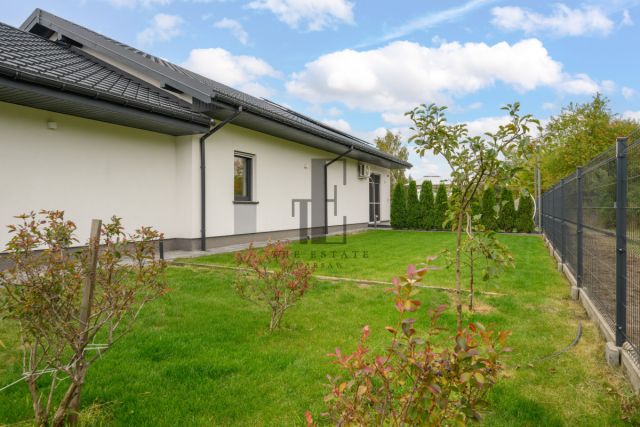 dom wolnostojący, 3 pokoje Kajetany. Zdjęcie 18