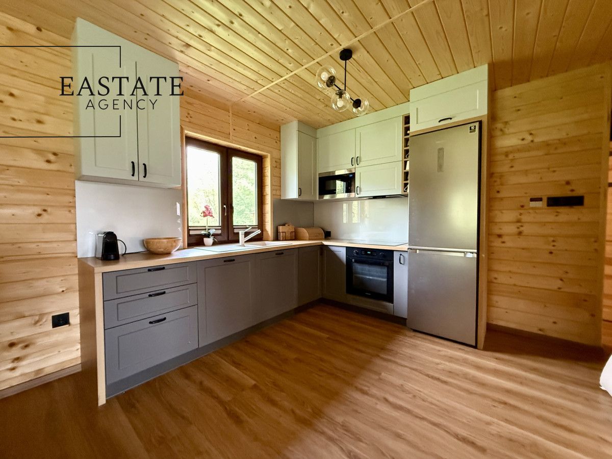 dom wolnostojący, 4 pokoje Łomnica. Zdjęcie 3