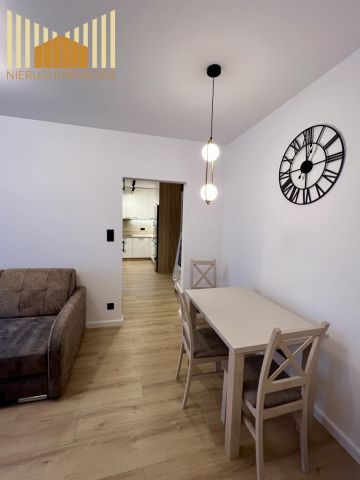 Mieszkanie 3-pokojowe Warszawa Praga-Południe, ul. Samolotowa. Zdjęcie 4