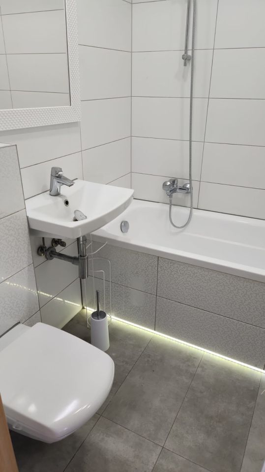 Mieszkanie 3-pokojowe Świdnica Centrum, Marcinkowskiego. Zdjęcie 3