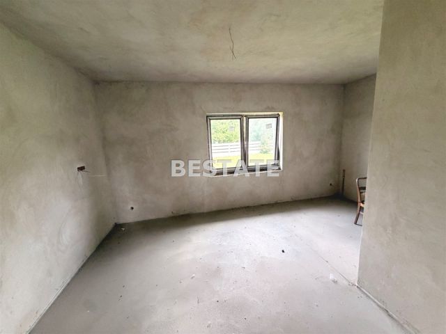 dom wolnostojący, 6 pokoi Lutomiersk. Zdjęcie 12