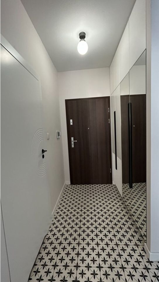 Mieszkanie 2-pokojowe Poznań Nowe Miasto, ul. Żelazna. Zdjęcie 3