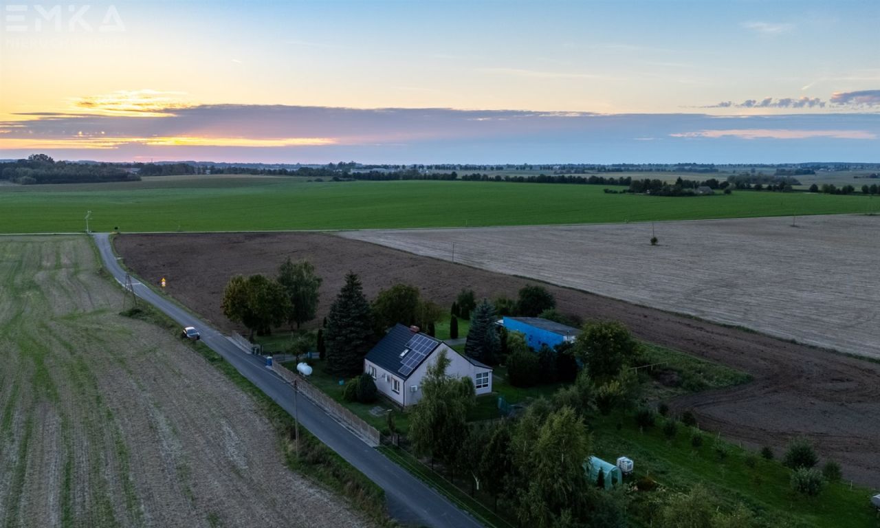 dom wolnostojący, 4 pokoje Linowo. Zdjęcie 2