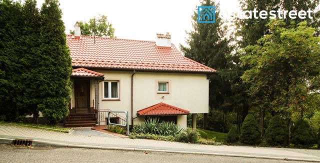 dom wolnostojący, 3 pokoje Krosno, ul. Wiejska. Zdjęcie 1