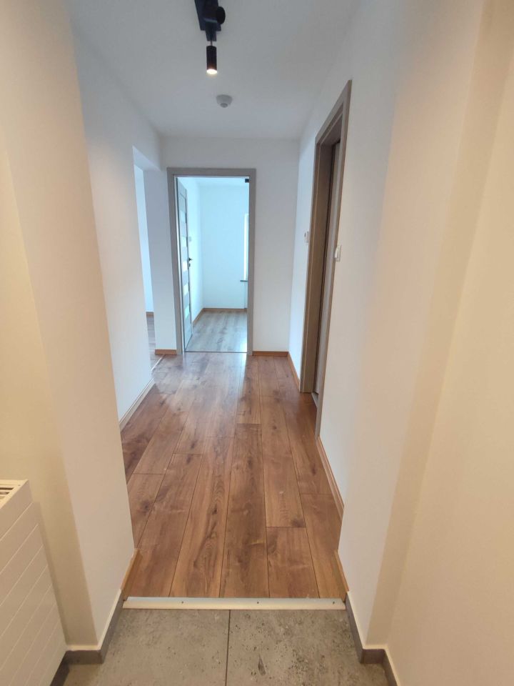 Mieszkanie 2-pokojowe Jelenia Góra Centrum, ul. Jana Matejki. Zdjęcie 2