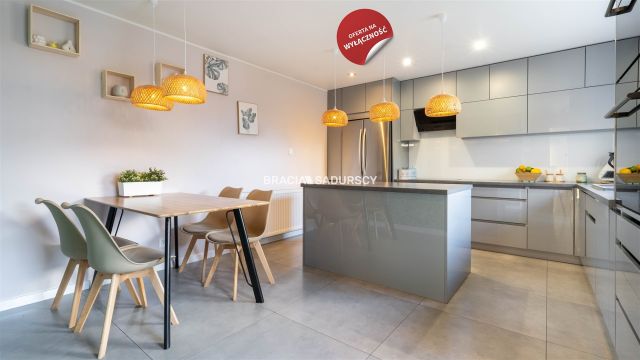 bliźniak, 5 pokoi Kraków Podgórze, ul. Półłanki. Zdjęcie 1