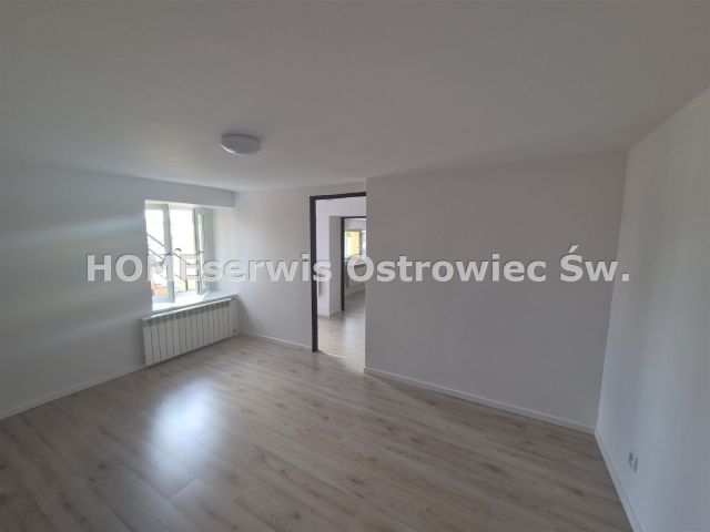 dom wolnostojący, 6 pokoi Ożarów. Zdjęcie 12