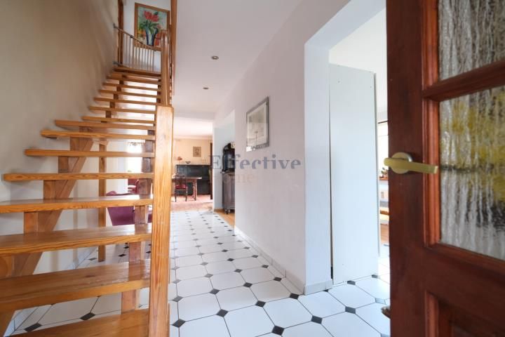 dom wolnostojący, 6 pokoi Środa Śląska, ul. gen. Władysława Sikorskiego. Zdjęcie 3