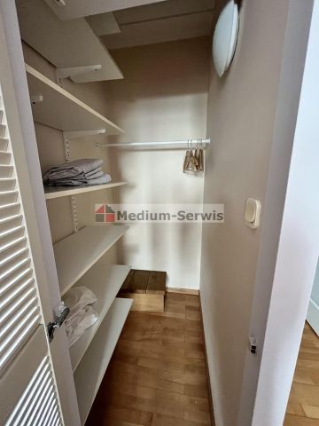 dom wolnostojący, 3 pokoje Kielce Białogon. Zdjęcie 11