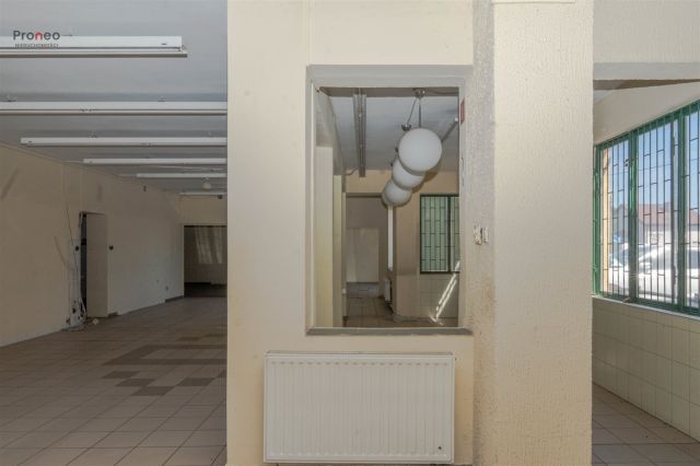 Lokal Ceków-Kolonia. Zdjęcie 4