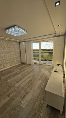 Mieszkanie 3-pokojowe Sierakowice, ul. Wichrowe Wzgórze. Zdjęcie 1