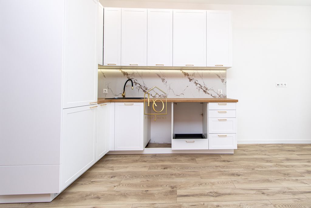 Mieszkanie 3-pokojowe Wrocław Stare Miasto, ul. Tadeusza Kościuszki. Zdjęcie 2