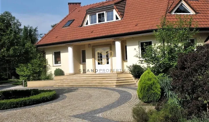 dom wolnostojący, 10 pokoi Warszawa Radość