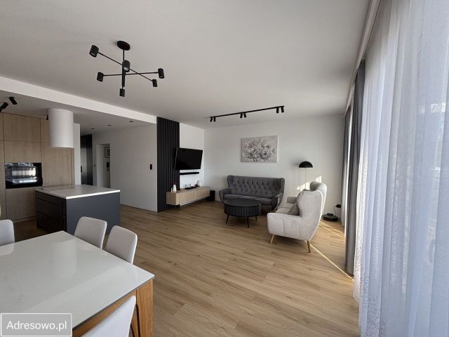 Mieszkanie 5-pokojowe Legionowo, ul. Zbigniewa Herberta. Zdjęcie 1