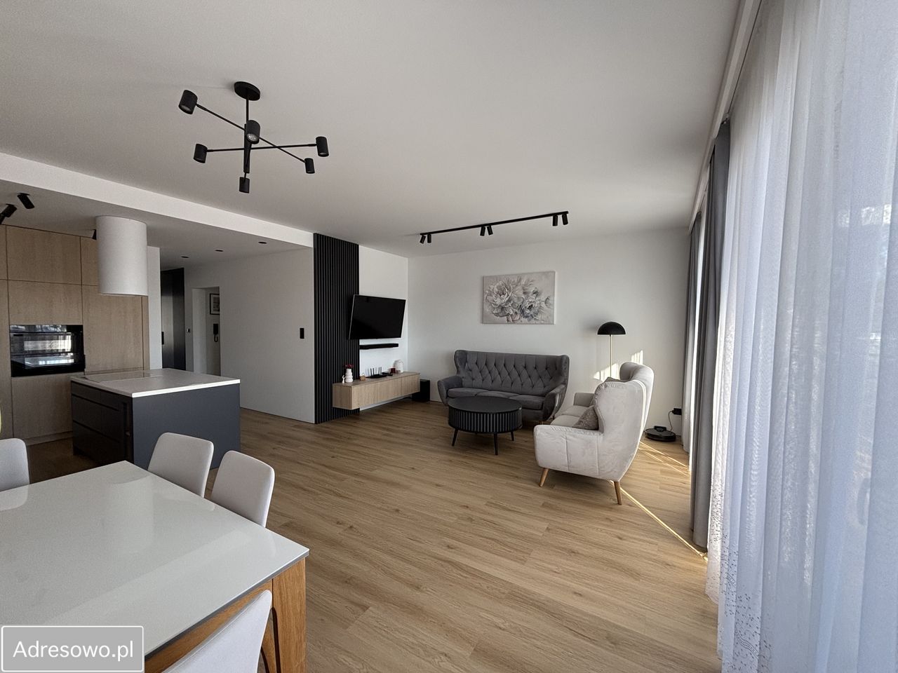 Mieszkanie 5-pokojowe Legionowo, ul. Zbigniewa Herberta. Zdjęcie 1