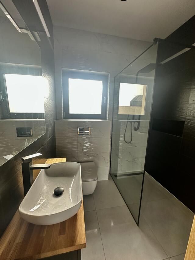 dom wolnostojący, 4 pokoje Spalona. Zdjęcie 9