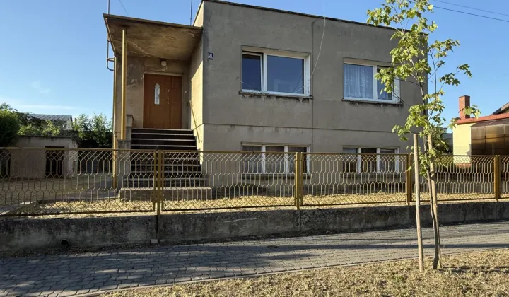 dom wolnostojący, 5 pokoi Byczyna