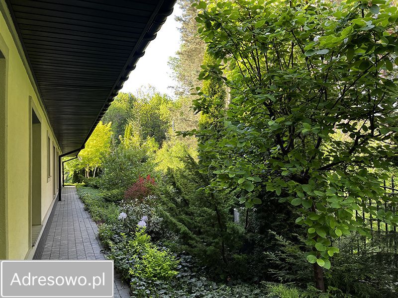 dom wolnostojący, 8 pokoi Wiązowna, ul. Modrzewiowa. Zdjęcie 15