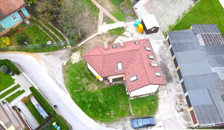 Lokal Sanok Błonie, ul. Mikołaja Reja