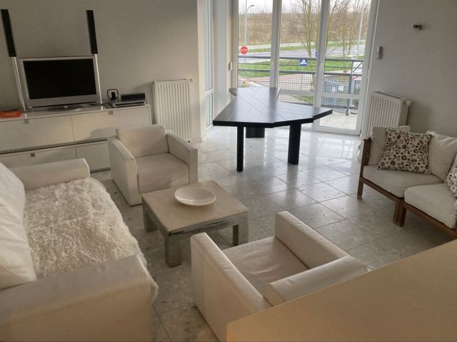 Mieszkanie 3-pokojowe Warzymice. Zdjęcie 1