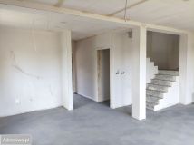 bliźniak, 5 pokoi Kąty. Zdjęcie 3