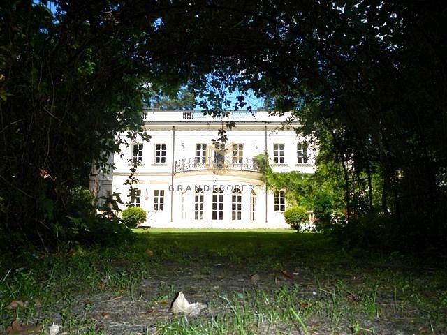 dom wolnostojący, 15 pokoi Konstancin-Jeziorna. Zdjęcie 2