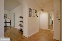 dom wolnostojący, 5 pokoi Łódź Bałuty, ul. Helska. Zdjęcie 1