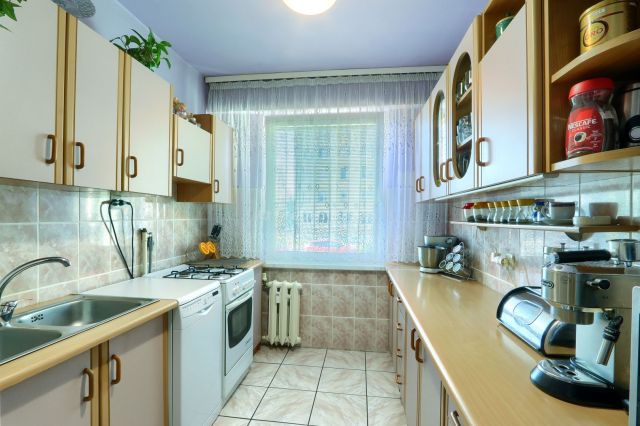 Mieszkanie 3-pokojowe Zgierz. Zdjęcie 9