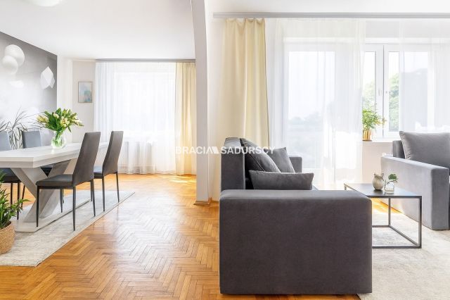 bliźniak, 5 pokoi Wieliczka Centrum, ul. Brata Alojzego Kosiby. Zdjęcie 14