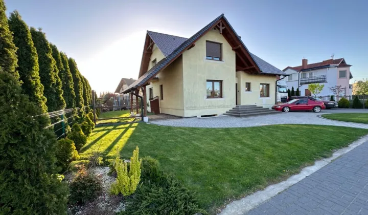 dom wolnostojący, 4 pokoje Gniezno
