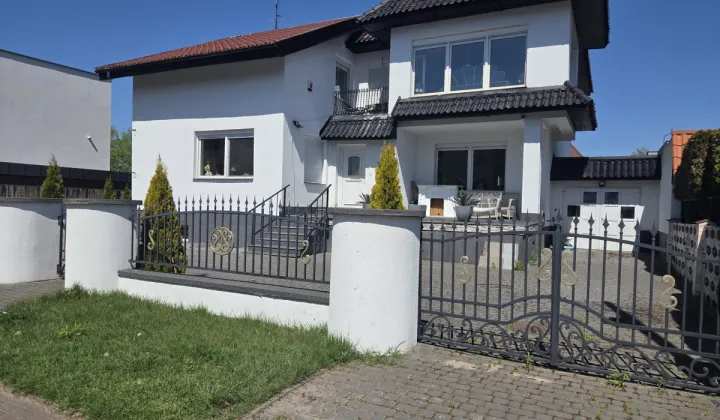 dom wolnostojący, 5 pokoi Poznań Wola, ul. Startowa