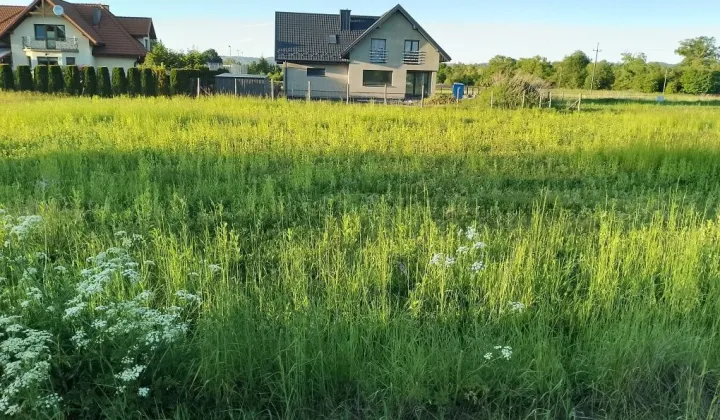 Działka budowlana Mała Wieś, ul. Tokarzowa