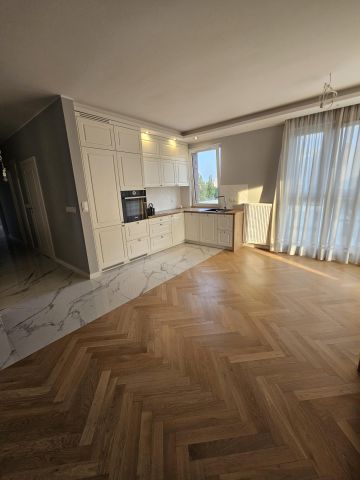 Mieszkanie 3-pokojowe Warszawa Ursynów, ul. Dereniowa. Zdjęcie 1