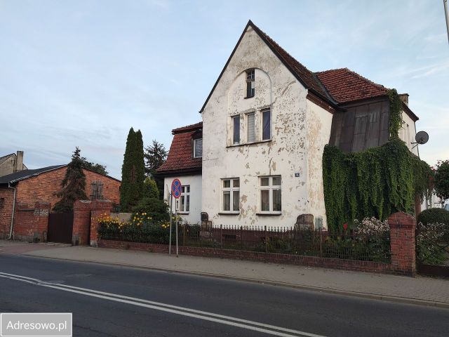 dom wolnostojący, 7 pokoi Łobżenica, ul. Wyrzyska. Zdjęcie 1