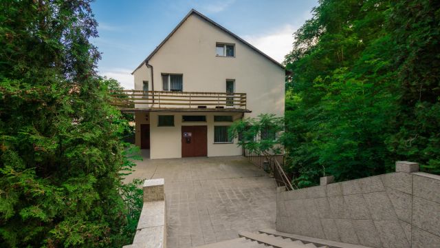 dom wolnostojący, 15 pokoi Krynica Morska, ul. Gdańska. Zdjęcie 2