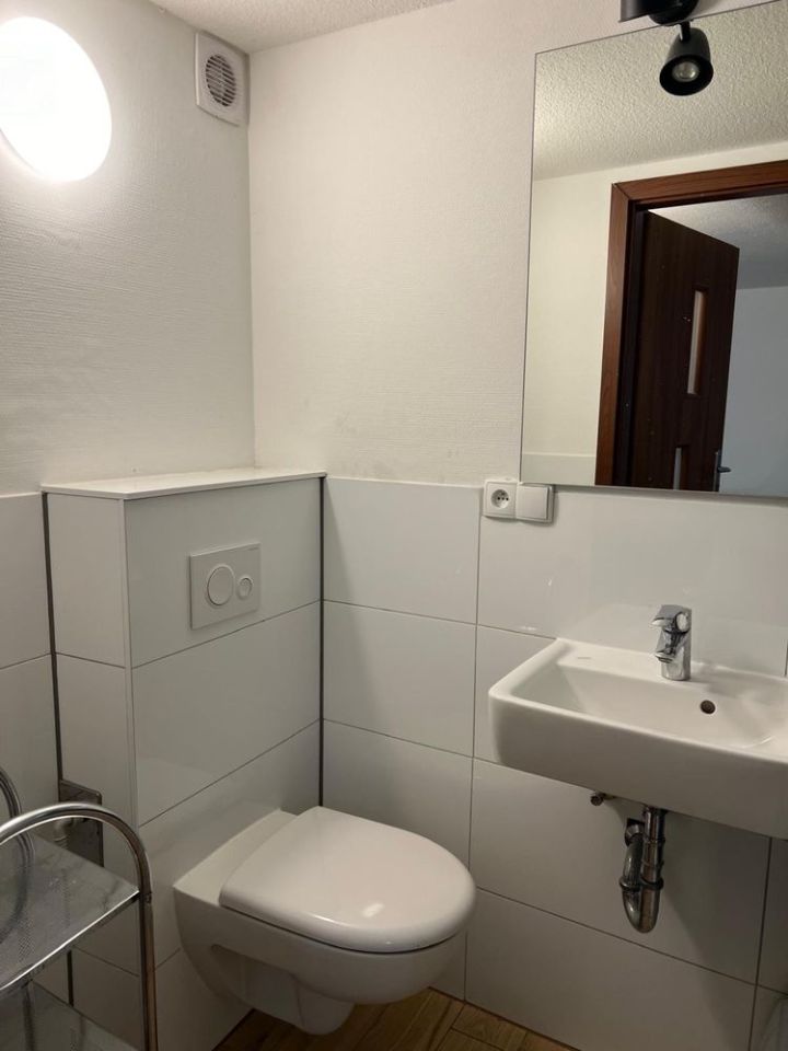 Mieszkanie 2-pokojowe Kraków Olsza. Zdjęcie 3