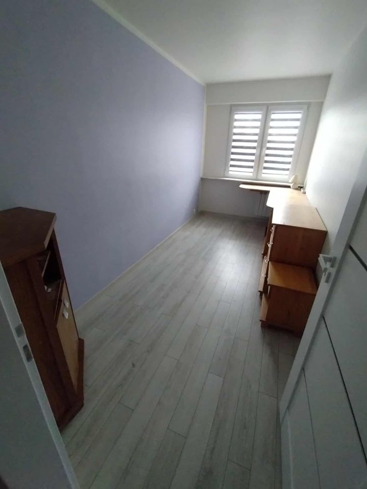 Mieszkanie 3-pokojowe Bełchatów Edwardów, os. Dolnośląskie. Zdjęcie 2