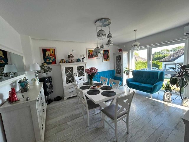 Mieszkanie 4-pokojowe Słupsk, ul. Jana Kiepury. Zdjęcie 1