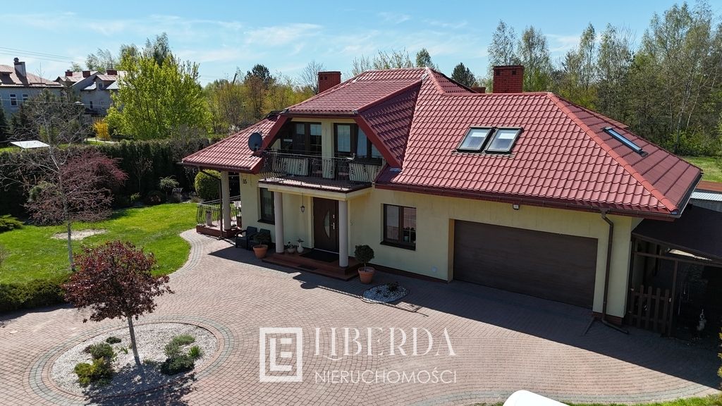 dom wolnostojący, 5 pokoi Puchaczów, ul. Partyzantów. Zdjęcie 3