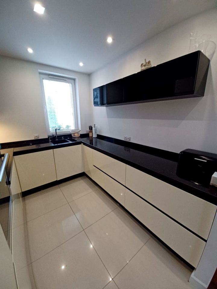 Mieszkanie 3-pokojowe Józefosław, ul. Świetlista. Zdjęcie 10