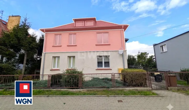 Mieszkanie 5-pokojowe Trzebiatów Centrum, ul. Adama Mickiewicza