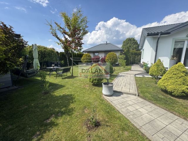 dom wolnostojący, 5 pokoi Góra Kalwaria. Zdjęcie 3