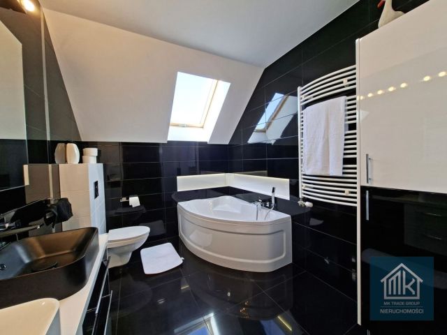 dom wolnostojący, 4 pokoje Niepołomice, ul. Słoneczna. Zdjęcie 14