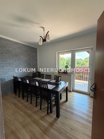 dom wolnostojący, 5 pokoi Krostoszowice, ul. Środkowa. Zdjęcie 3