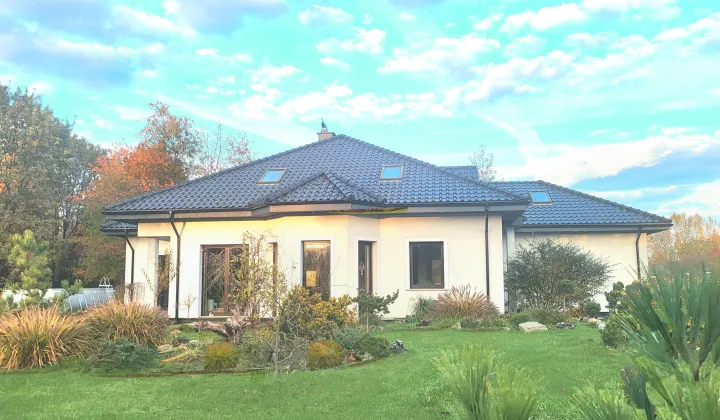 dom wolnostojący, 5 pokoi Wrocław Fabryczna, ul. gen. Witolda Urbanowicza