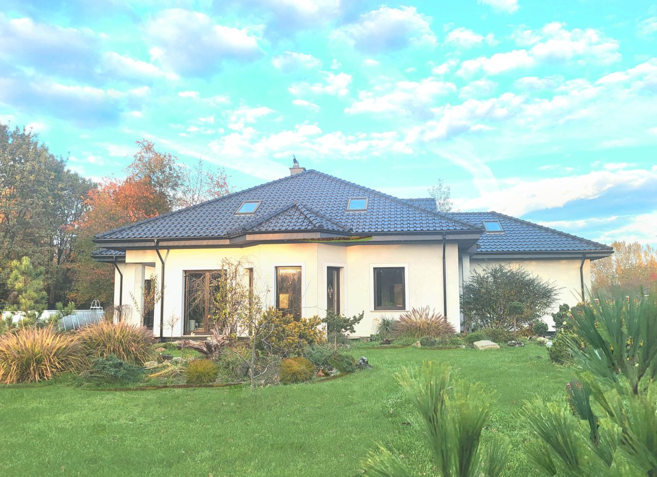 dom wolnostojący, 5 pokoi Wrocław Fabryczna, ul. gen. Witolda Urbanowicza. Zdjęcie 1