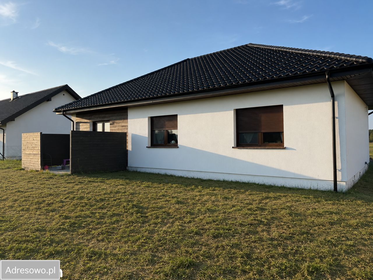 dom wolnostojący, 4 pokoje Obrowo, ul. Liliowa. Zdjęcie 3