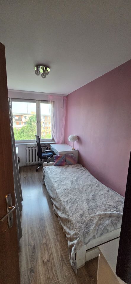 Mieszkanie 3-pokojowe Jelenia Góra Zabobrze, ul. Jana Kiepury. Zdjęcie 5